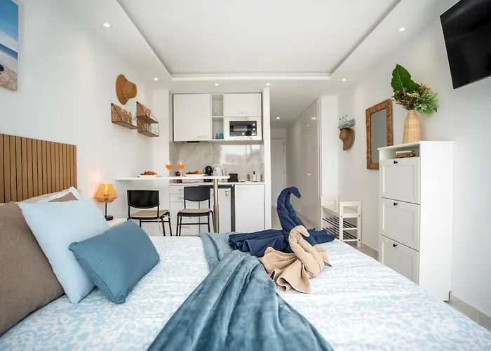 Amazing With Pool View Ponderosa 322 Appartamento